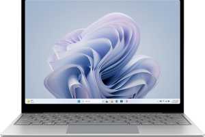 Smaller Surface PCs may arrive soon with Snapdragon chips inside