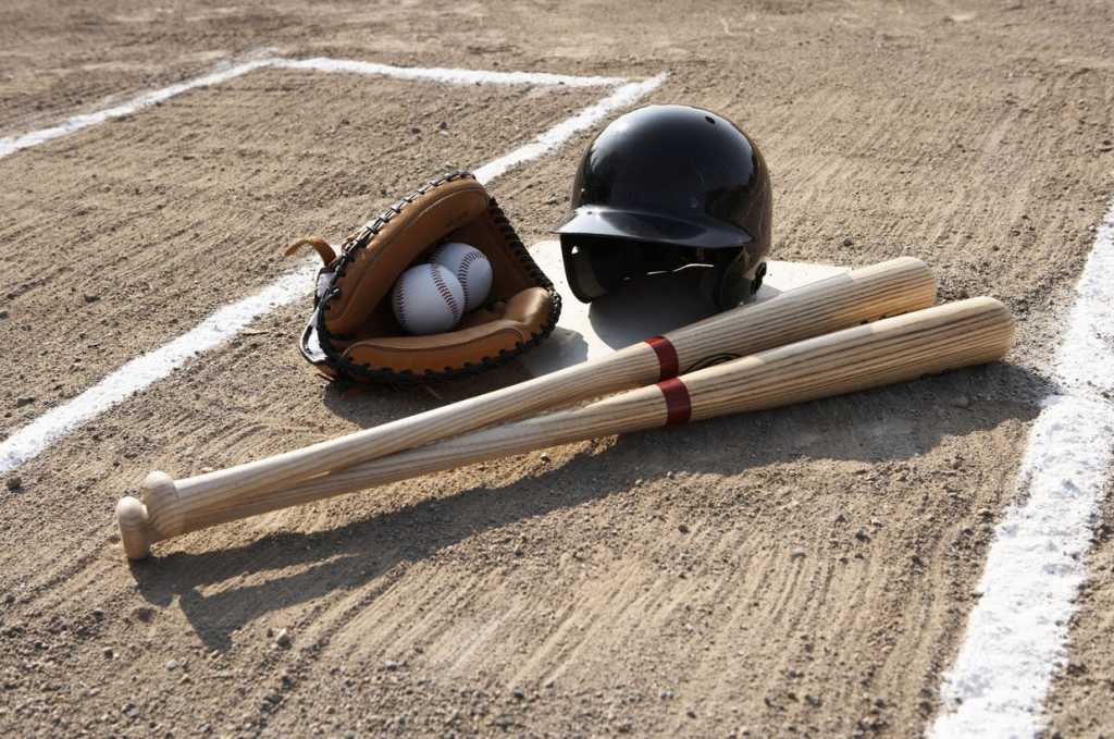 baseball mitt bat balls